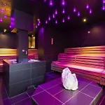 Kempinski Residences 호텔 5*