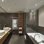 Kempinski Residences 호텔