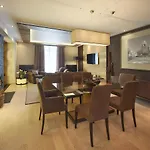 호텔 Kempinski Residences 5*